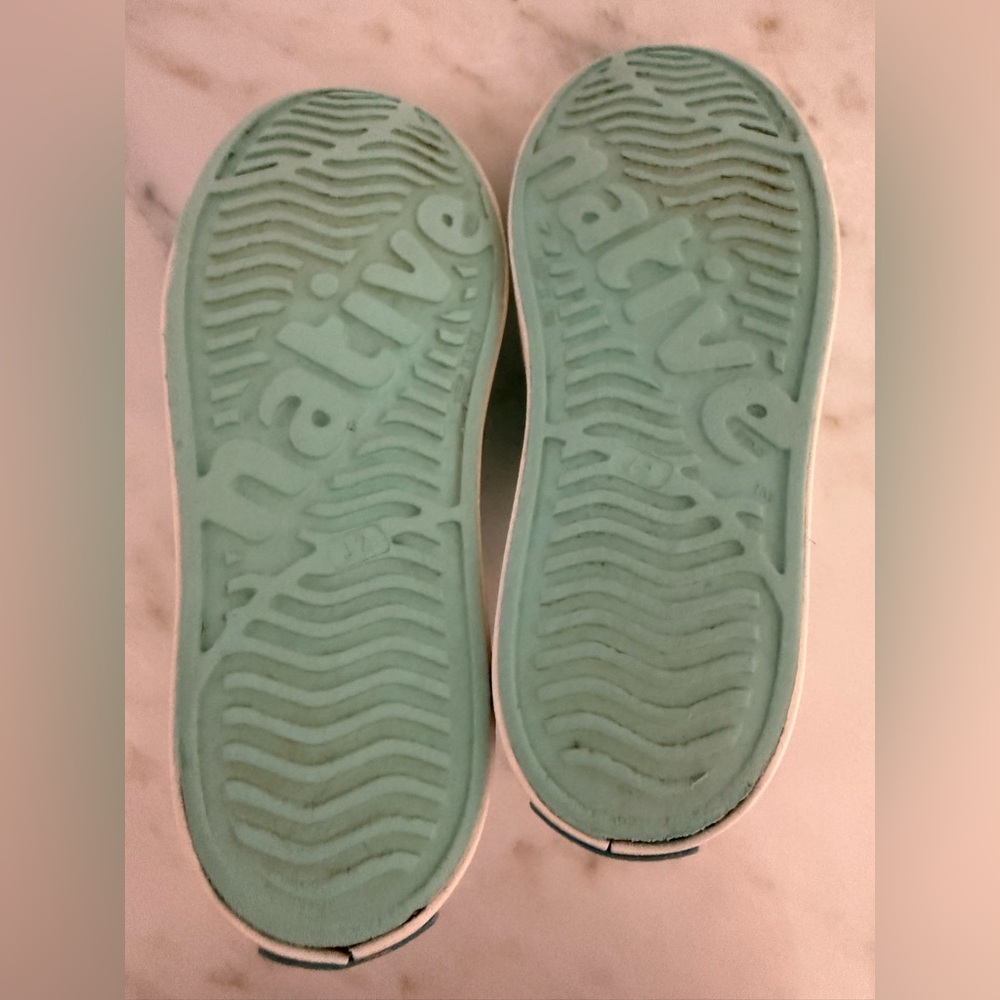 Native Shoes Kids Fresco Green/Shell White Jefferson Size J2 - Picture 10 of 10